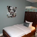 Boutique-hotel Georges מלון 4*