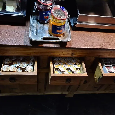 Boutique-hotel Georges 4* 에센