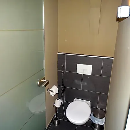 Отель Boutique-hotel Georges 4*