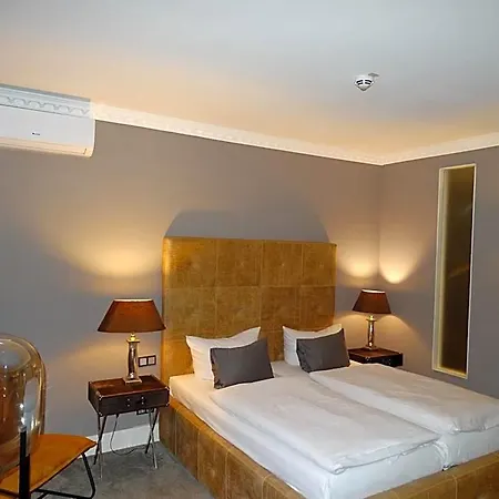 Boutique-hotel Georges Отель
